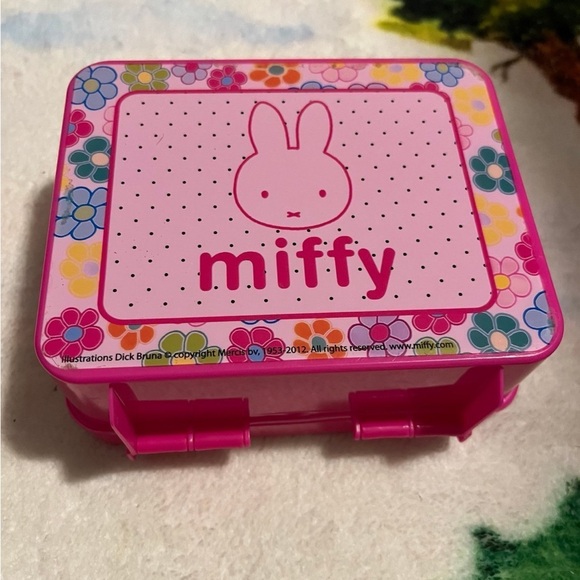 2012 Miffy Container Case - Picture 2 of 10
